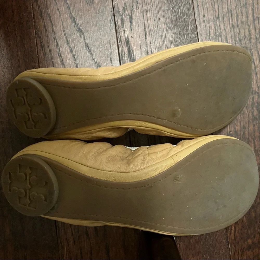 🌟HOST PICK🌟Tory Burch Eddie Bow Flats - Picture 7 of 9